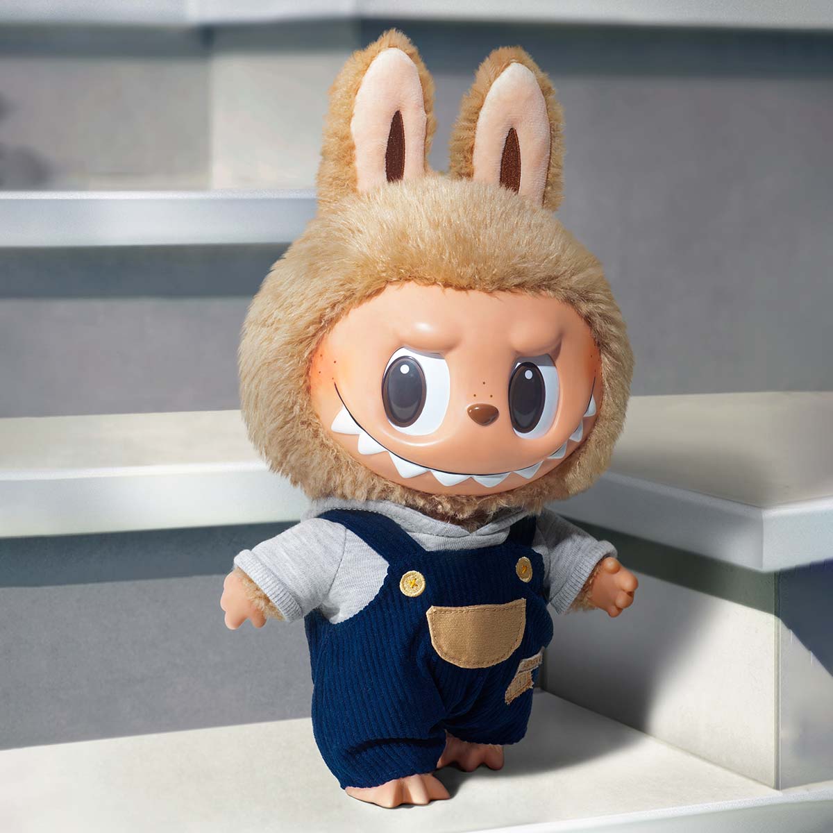 THE MONSTERS Doll "Time to Chill"