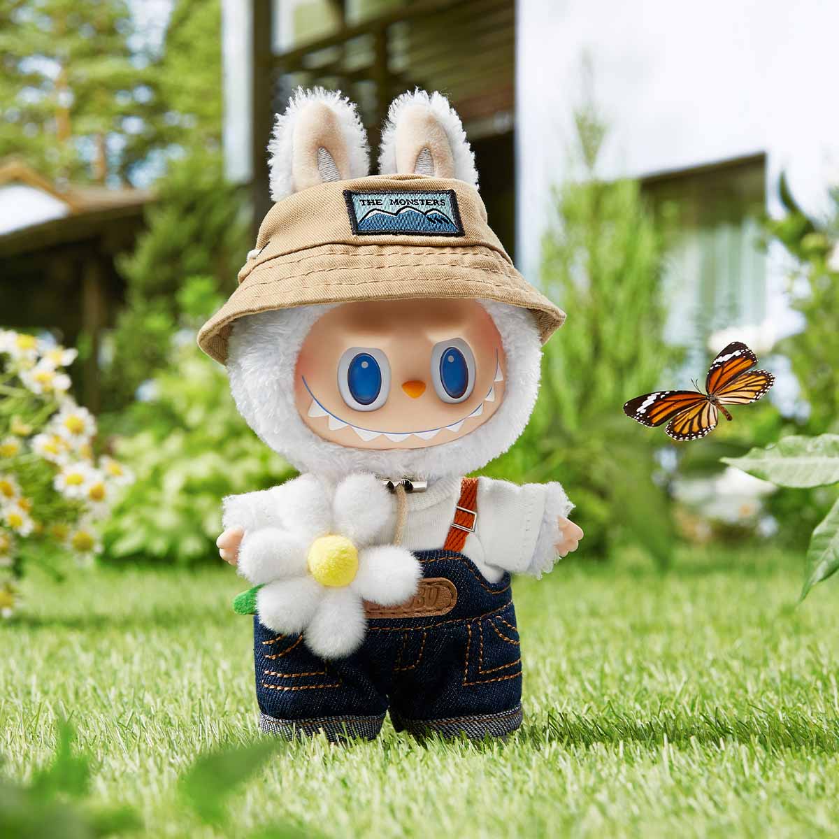 Labubu "Fall in the Wild" Keychain