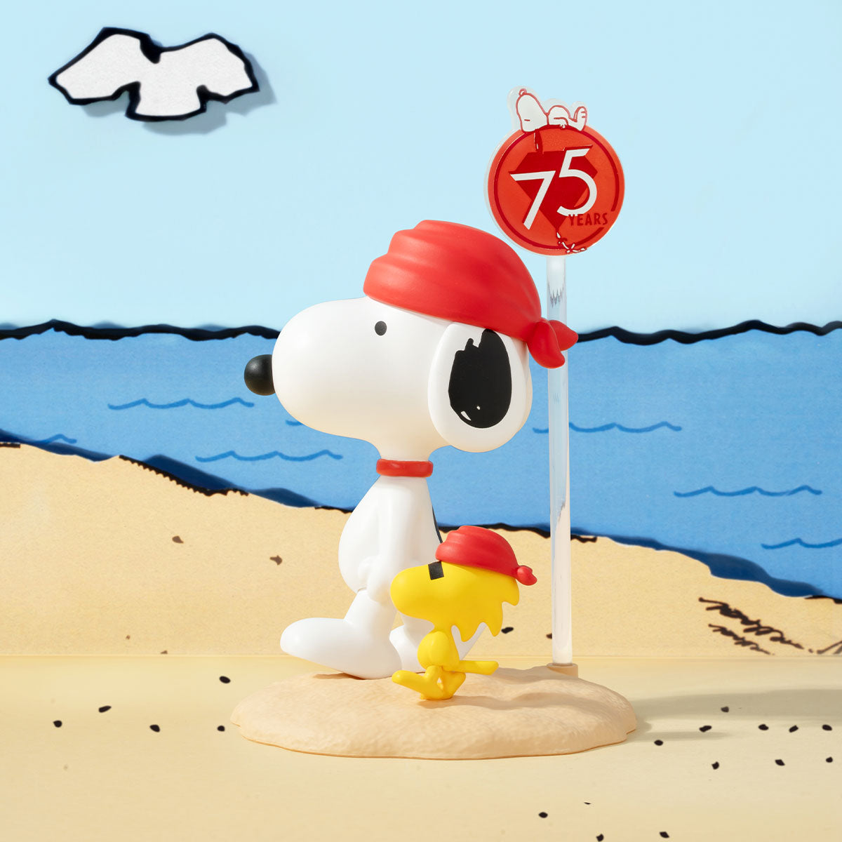 Peanuts 75th Anniversary "Snoopy Comic Life"