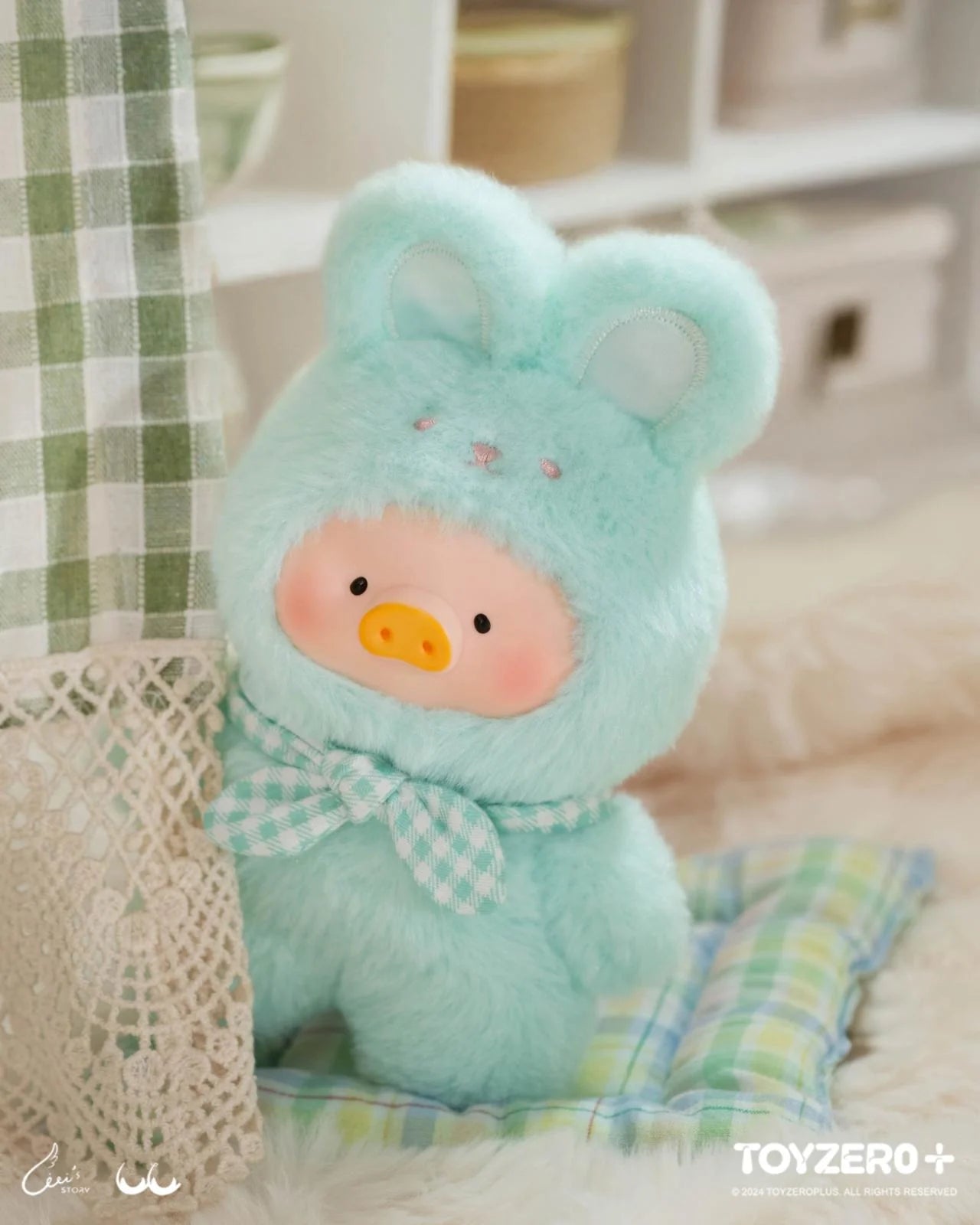 Lulu The Piggy Keychain "Joyful Time"