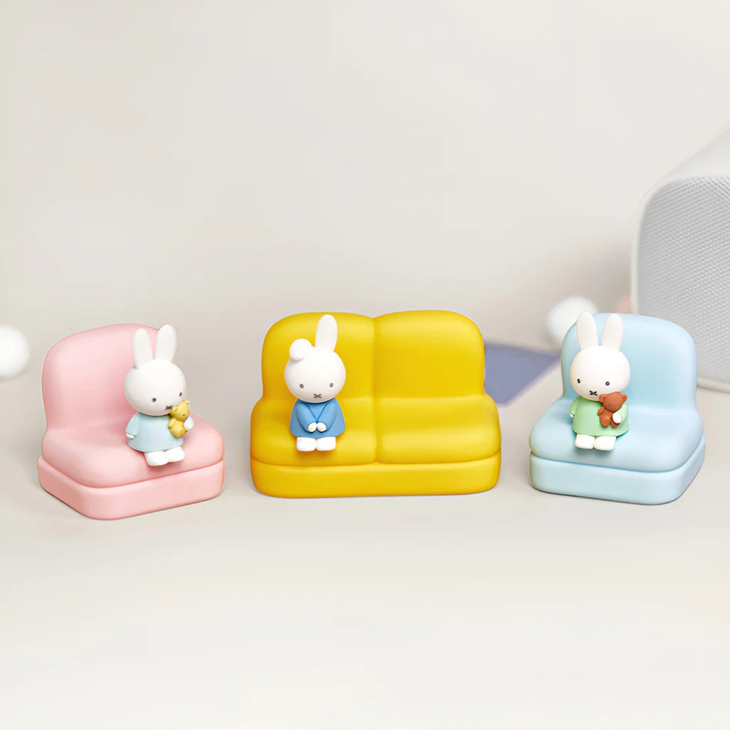 Miffy "Sofa Phone Stand"