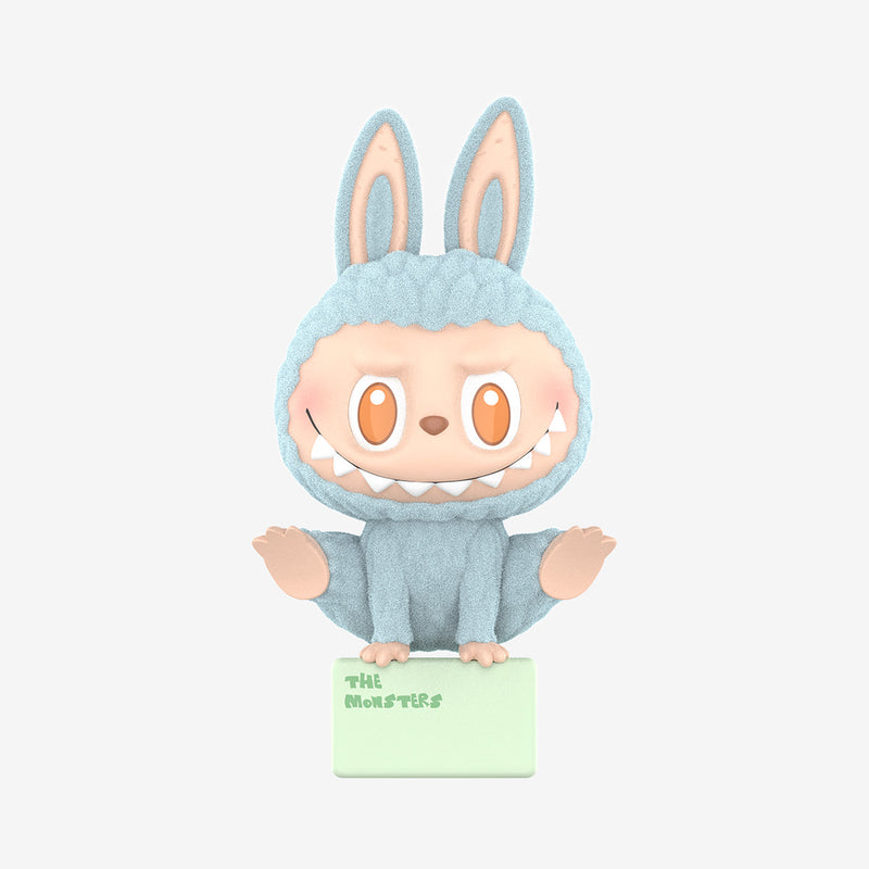 Labubu "Lazy Yoga" Figure-zoom-