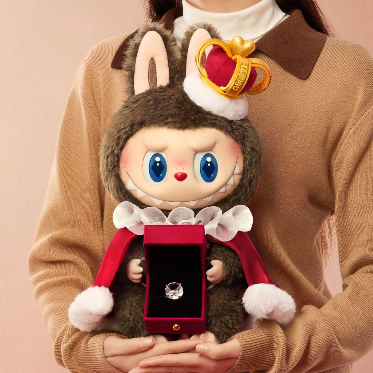 THE MONSTERS Doll "Let's Checkmate"-zoom-1