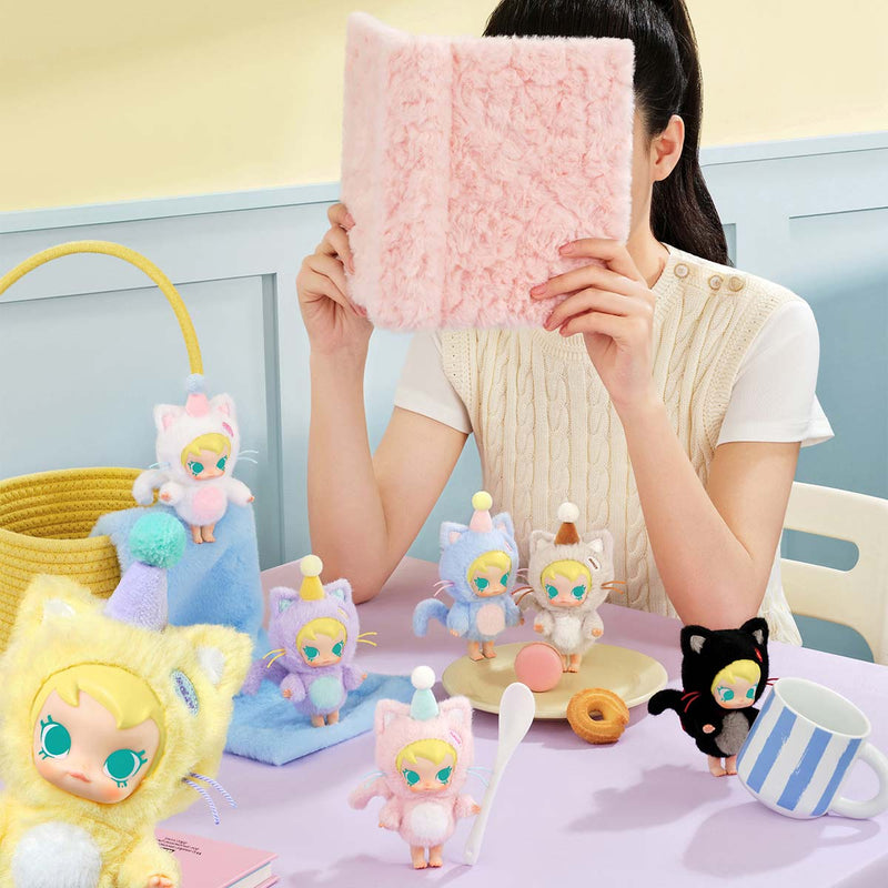 Baby Molly Keychain "Pocket Friends"-zoom-