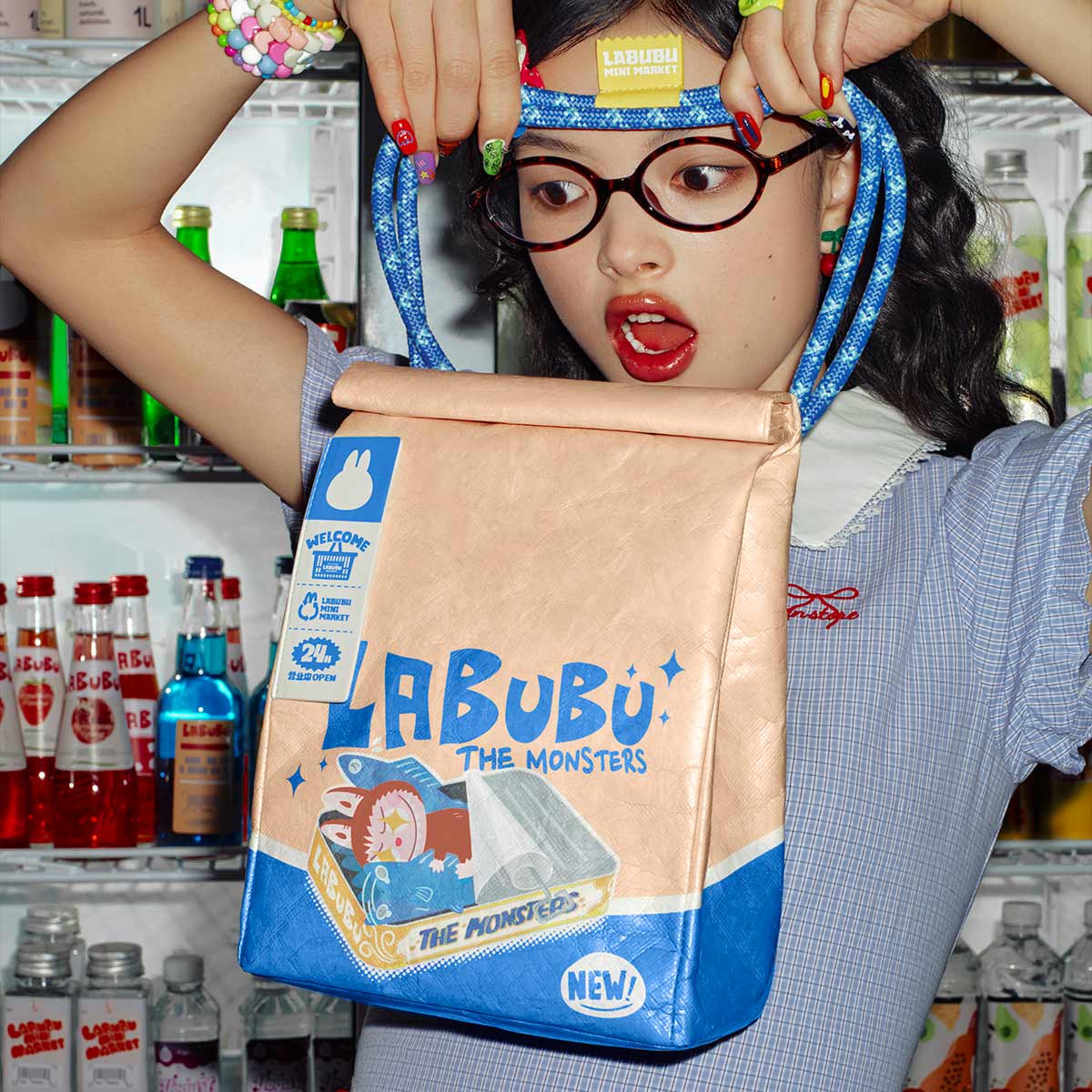 THE MONSTERS "Wacky Mart" Messenger Bag-zoom-1