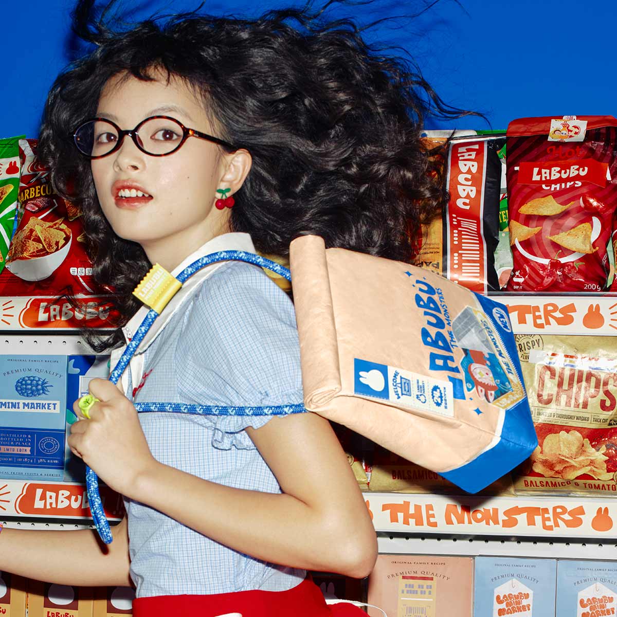 THE MONSTERS "Wacky Mart" Messenger Bag-zoom-3