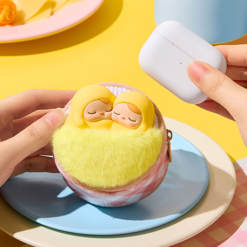 PUCKY "Egg Beanie" Earphone Case-zoom-