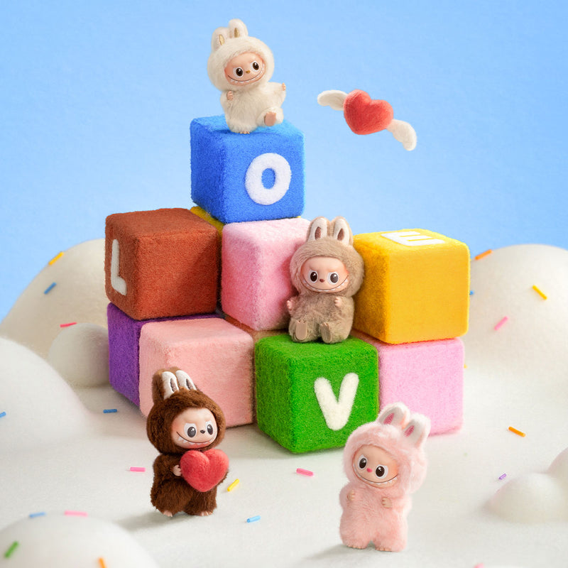 THE MONSTERS "Pin for Love" Vinyl Plush Pendant (A-M)-zoom-