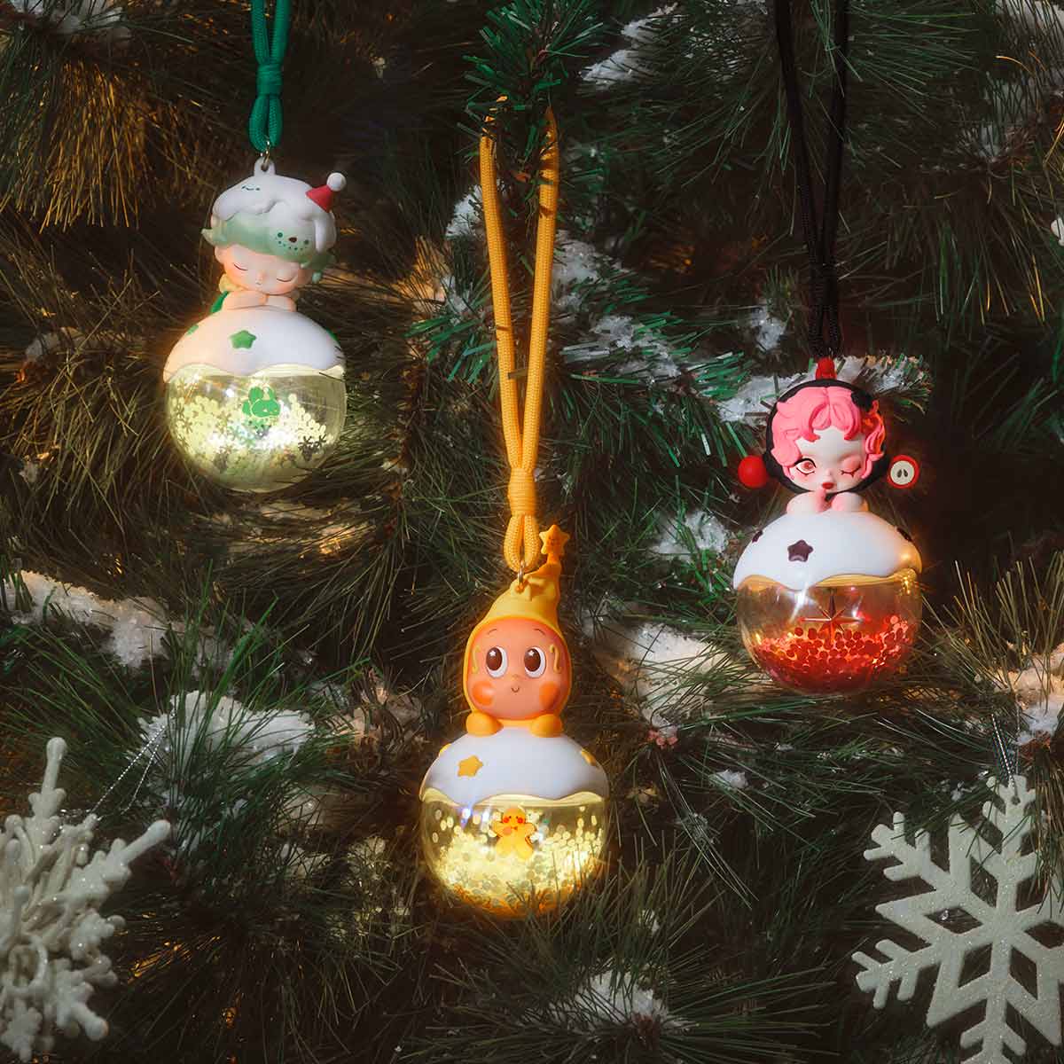 "Apple of My Eye" Luminous Pendant-zoom-2