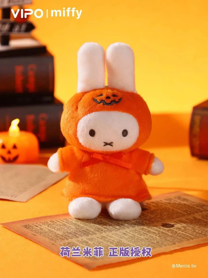 Miffy "Halloween"-zoom-